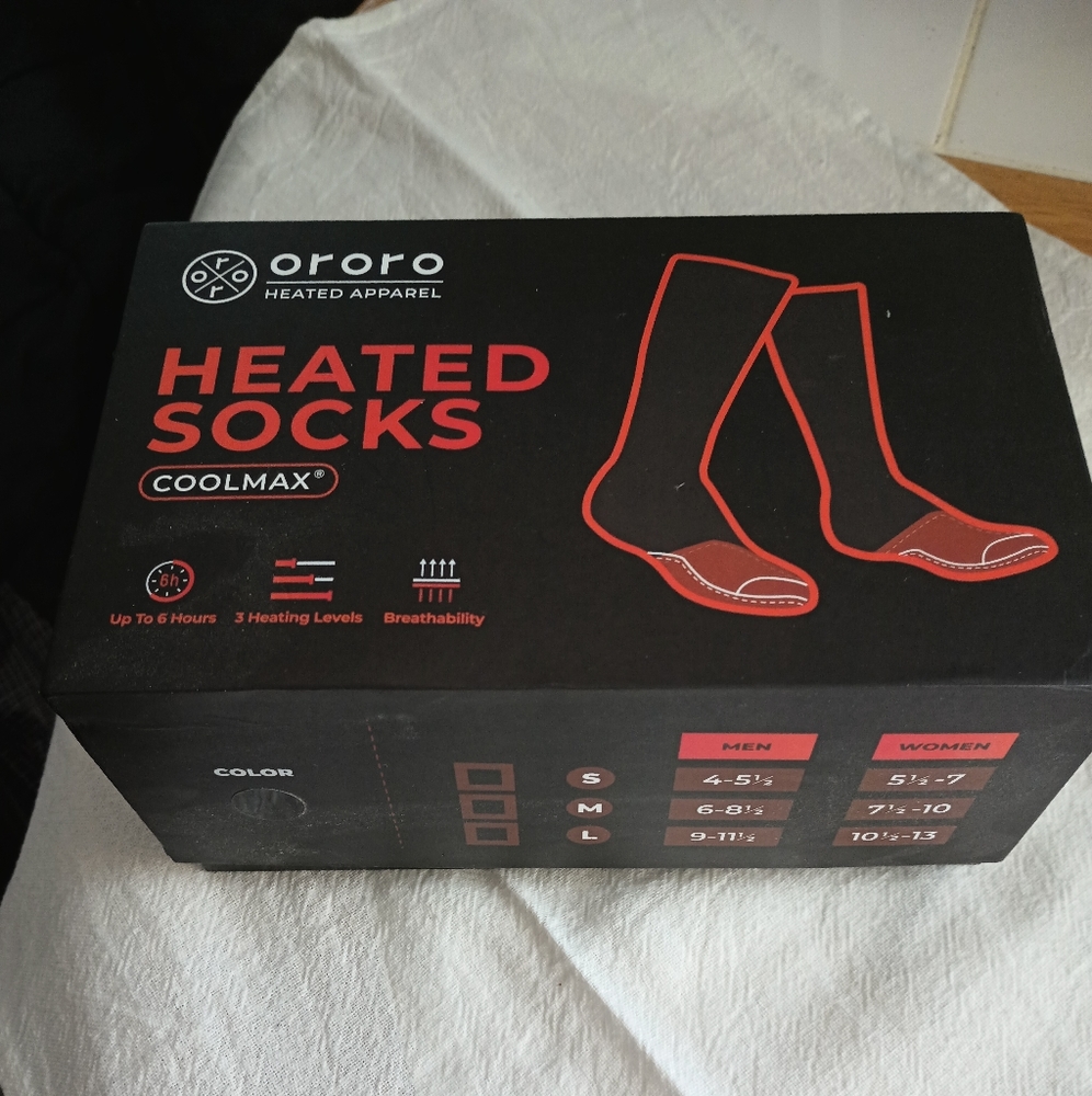 Ororo heated socks, size large, new never used, black